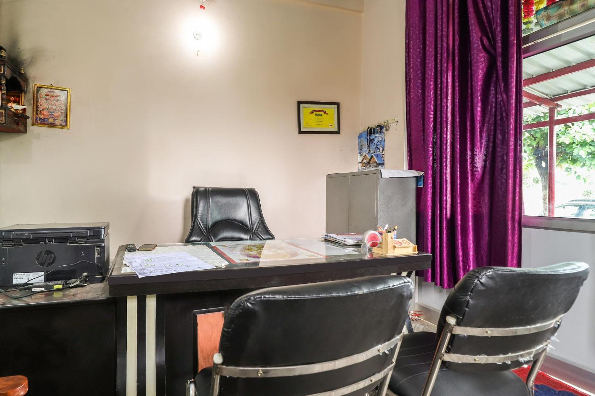 Spot On Shivalik View Stay Jhājra Exterior foto